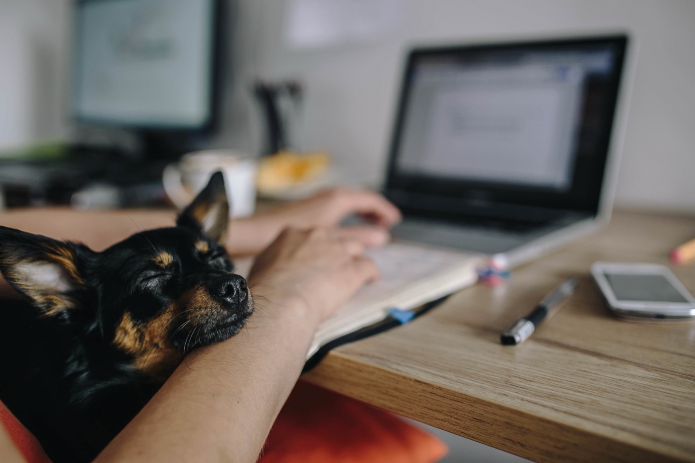 AI per Video Marketing 2026: Tool e Workflow (Runway, HeyGen, Synthesia, CapCut)
